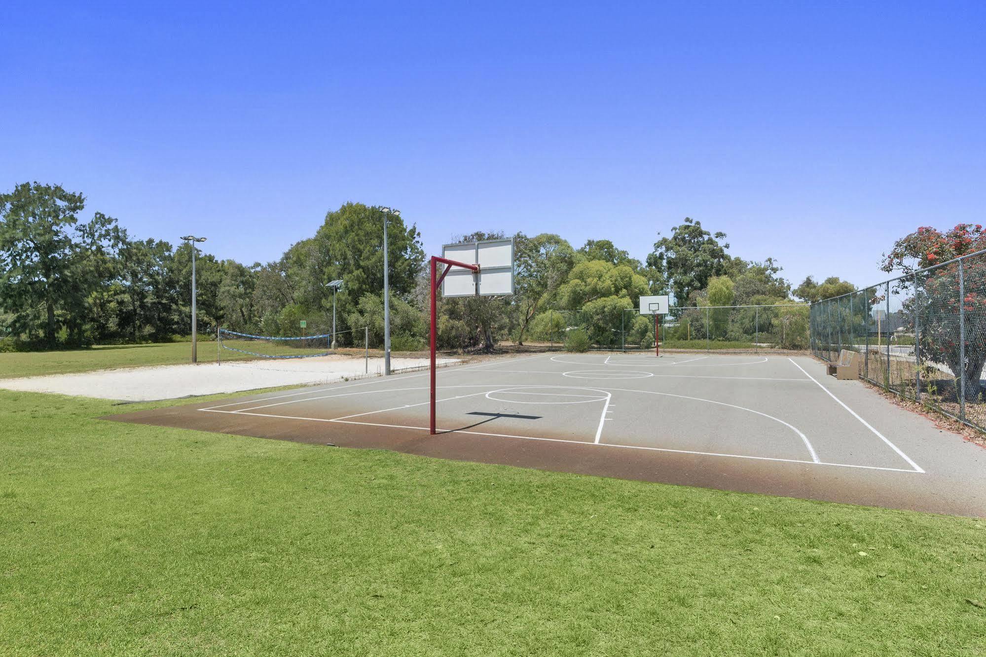 Murdoch University Village Luaran gambar